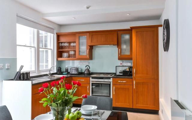 Durweston Mews