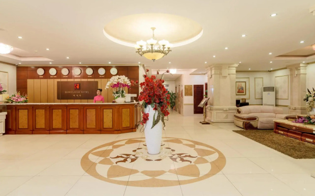 Romeliess Hotel