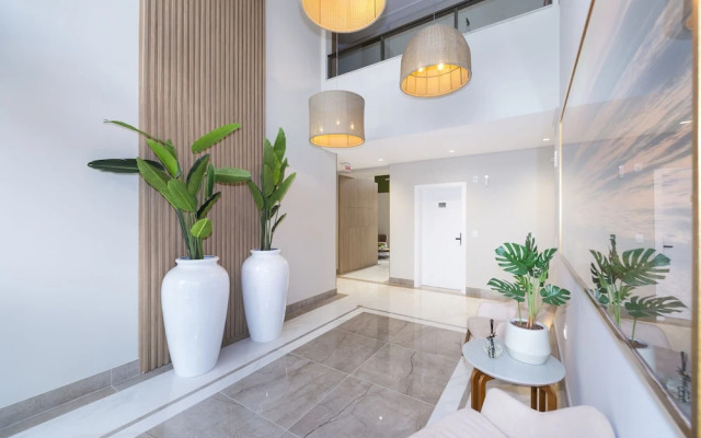 Lindo Apto com 2 suites em Bombinhas 813