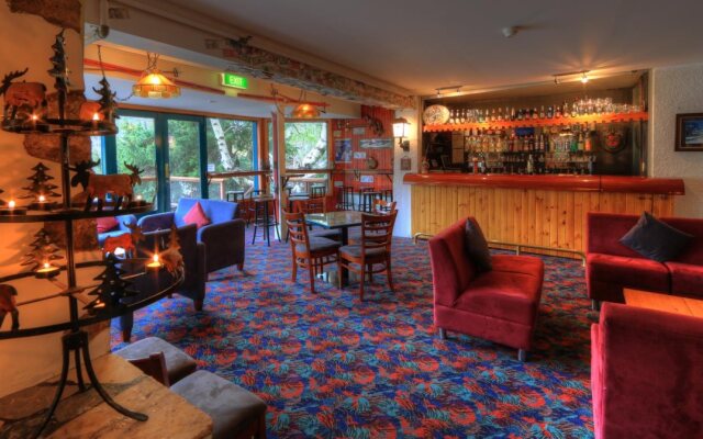 Candlelight Lodge