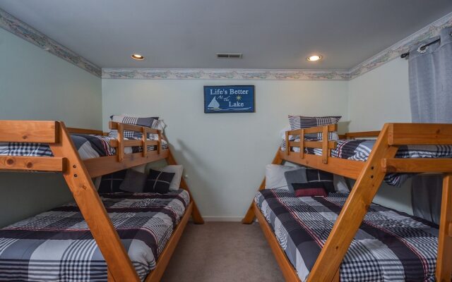 Bearadise 3 Bedroom House