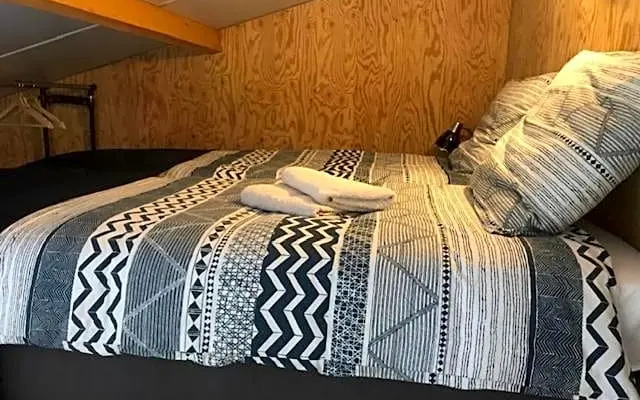 Bêd en Brochje de Hollen