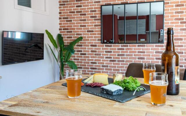 NOUVEAU - T2 Industriel - Quartier historique - WiFi - Parking - Netflix