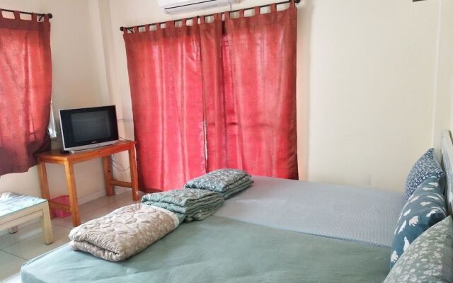 Penthai Hostel