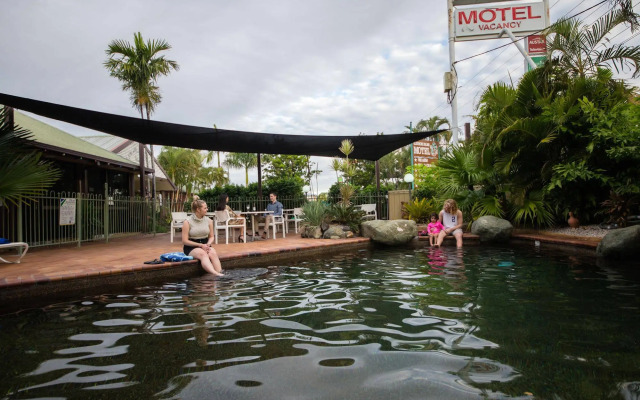 Glenmore Palms Motel