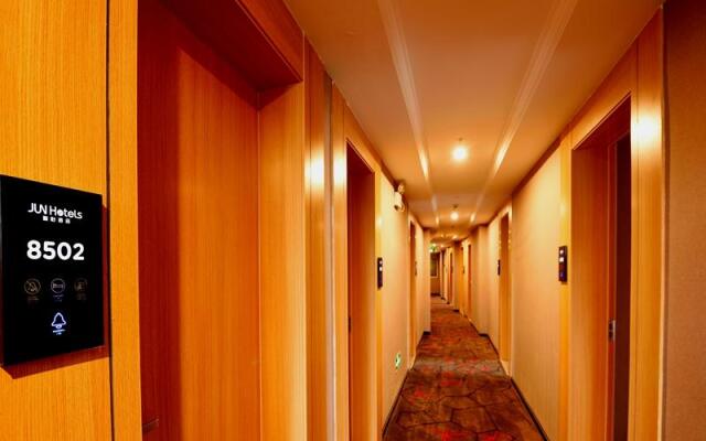 Jun Hotel Sichuan Bazhongba Huifengting Park