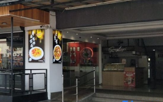 5Mins to Sunway Pyramid #Subang SS15 Cozy Studio Menara Rajawali – Restaurant – Subang Jaya