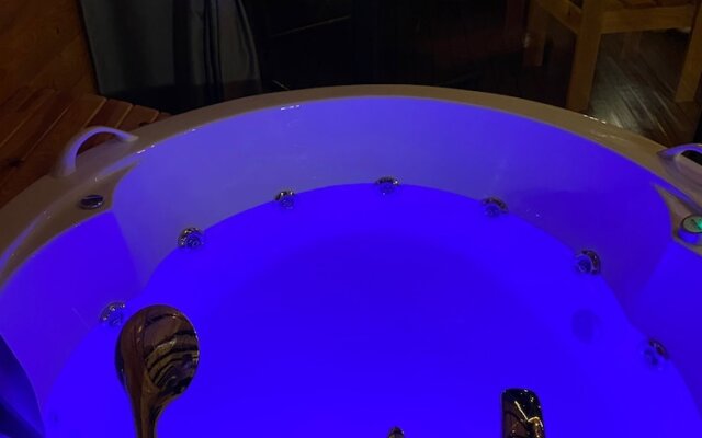 Si̇fla Bungalov & Resturant