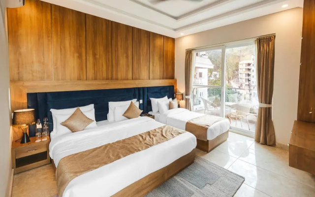 Stone Wood Hotel Rishikesh