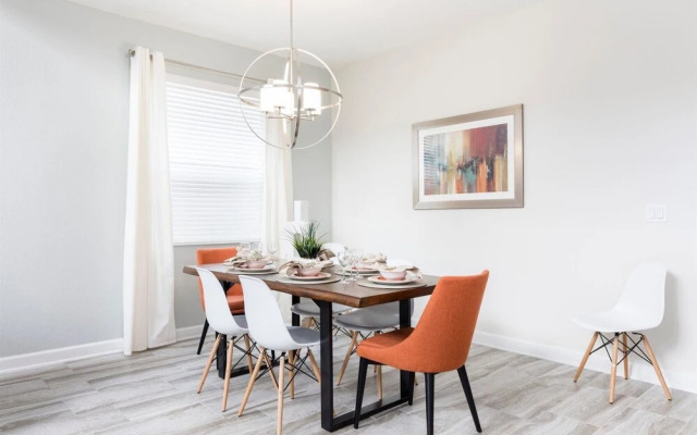 5BR 5BA ChampionsGate Pool Home