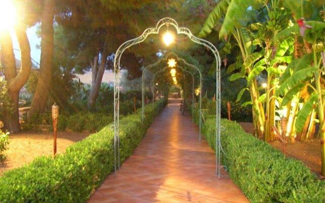 Hotel Domus Aurea