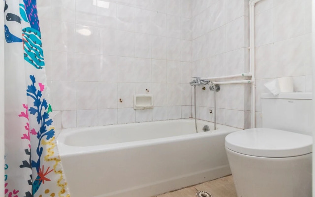 iFamily Apartment Hongfeng Branch