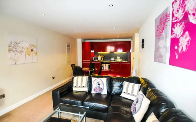 Your Stay Bristol Marsh House