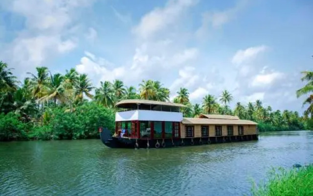 Shivaganga Houseboat