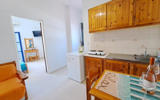 Apollonia Apartments