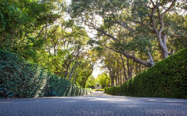 Colleton Guest House