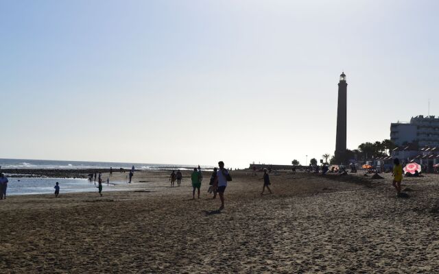 Vcv Apartamento Las Rocas Beach