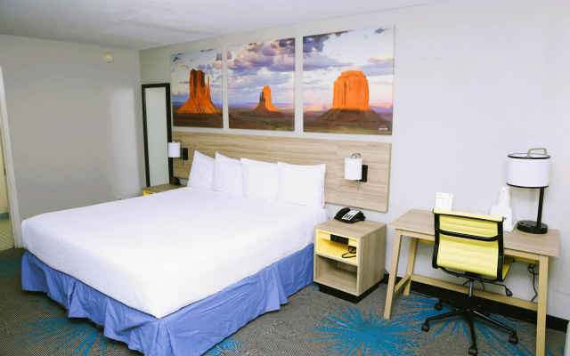 Days Inn by Wyndham East Albuquerque