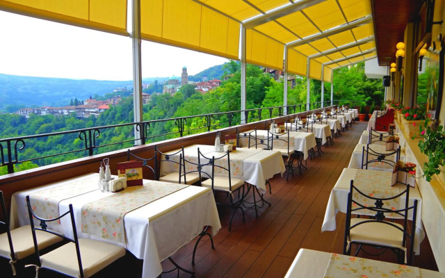 Yantra Grand Hotel -Sharlopov Hotels