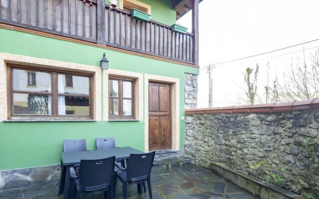 Lovely Apartment in Colunga near Sea Beach