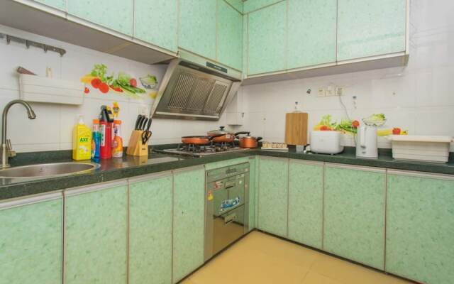 Locals Boutique Apartment Jiuzhou Port.4