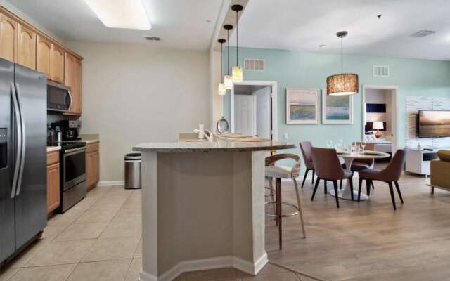 Penthouse Prize. 3 Bedroom Condo by Redawning