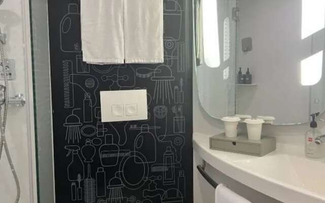 The Ibis Hotel