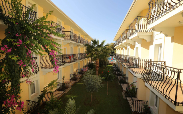 Mavruka Hotel