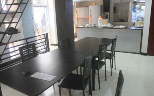 D' Morvie Suites Lapasan