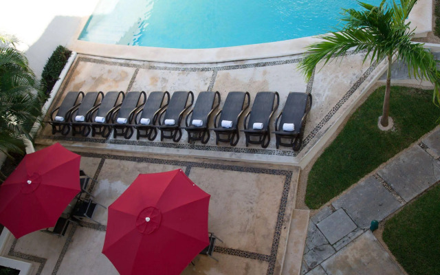 Suites Villa Italia