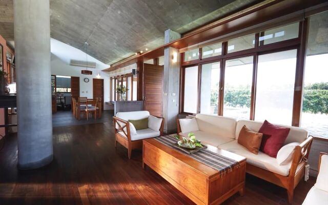Chang House