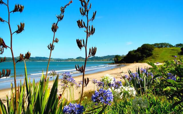 On the Beach Bed & Breakfast