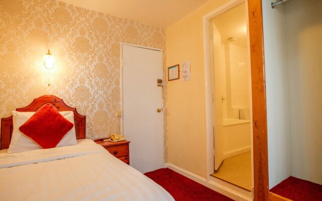 The Rose and Crown Hotel