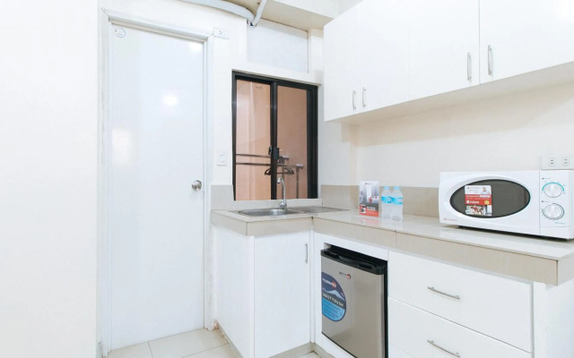RedDoorz near Pasay Taft