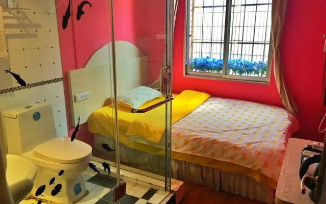 Whale Song Travel Inn