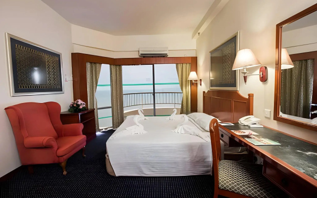 Rainbow Paradise Beach Resort