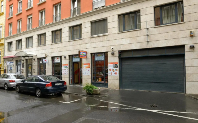 ORANGEHOMES large studio apartment Erkel street