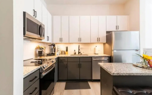 Luxury Apartment Uptonw Wi-Fi Gym 233