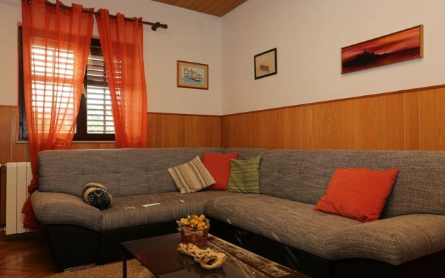 Dragi - 250 m From the Beach - A1