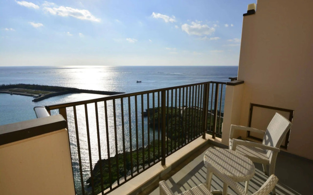 Hotel Breezebay Marina