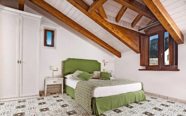 Villa Maria