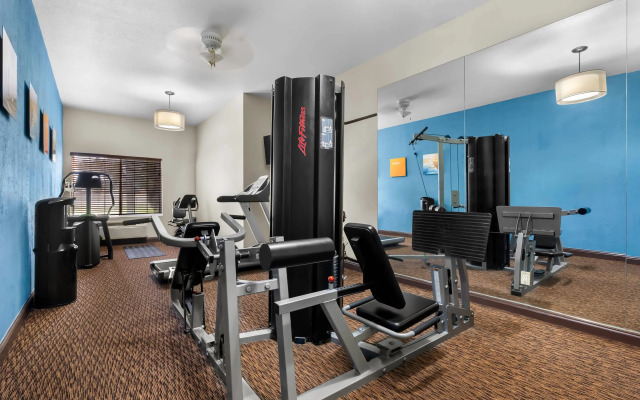 Comfort Suites