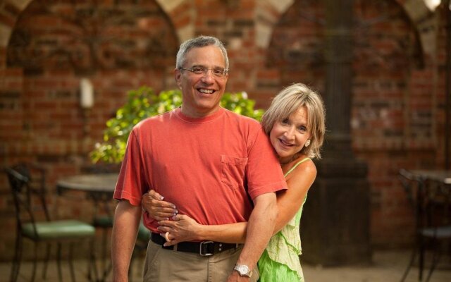 Melange Bed & Breakfast