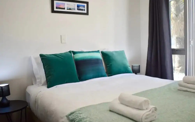 3 Bedroom Modern Townhouse in the Heart of Auckland