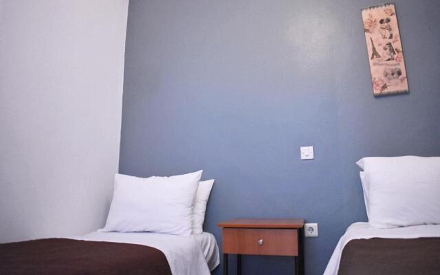 Tzamaros Studios Kythnos