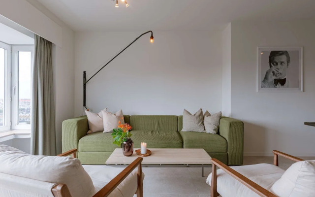 Charming art Deco Apartment With Harbor Views in Blankenberge