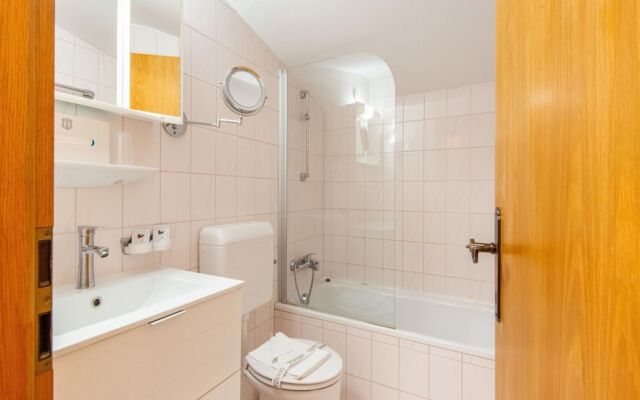 Group Holiday Apartment in Oberau With Pool use