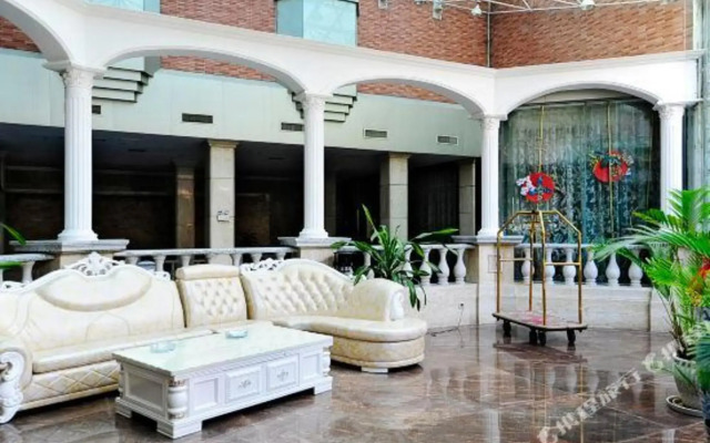 Huadu Hotel