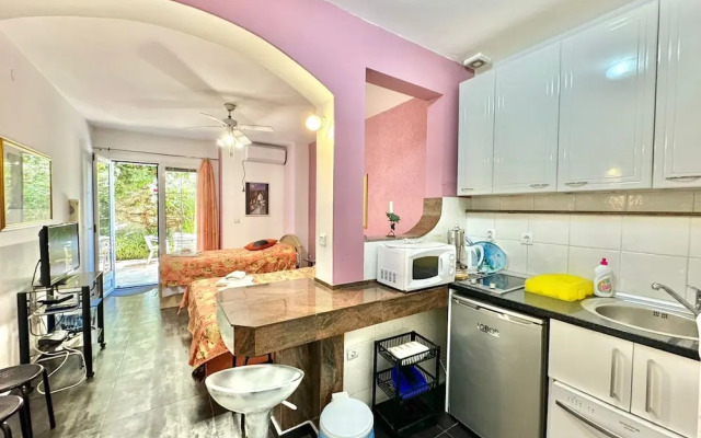 Sun Rose apartments Sveti Stefan