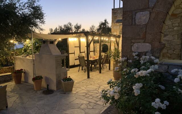 Semi Detached Stone House Great Location